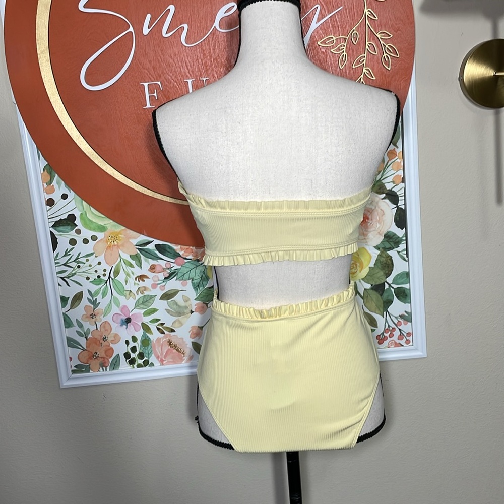 Forever 21 Yellow bikini set high waisted, ruffled strapless NWT L - Picture 4 of 10